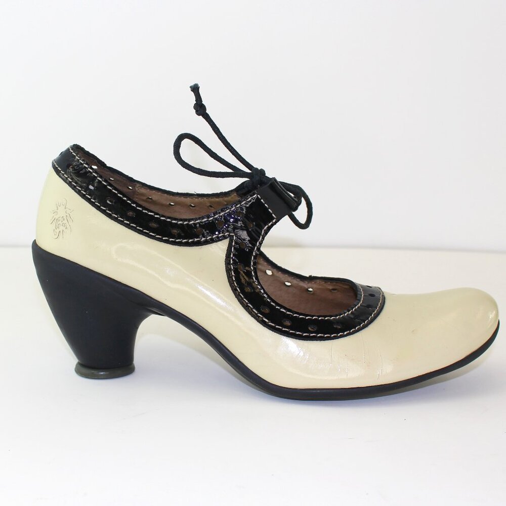 Fly London Two Toned Heeled Mary Janes Womens (EU 38/US 7.5)